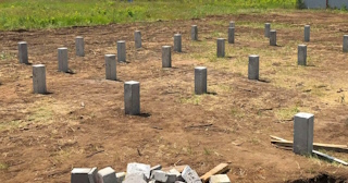 Фундамент на забивных жб сваях под ключ в Губкине - фундамент из забивных железобетонных свай цена от 3200 руб/м2